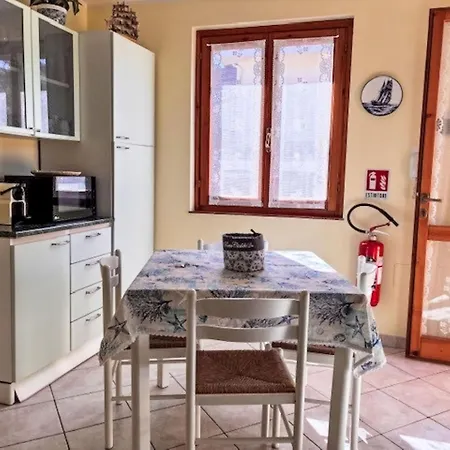 公寓 Residenza Del Sole By Interhome *